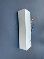 Moderne LED Wandlamp, Ophalen of Verzenden, Gebruikt, Metaal