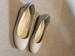 Dames Schoenen maat 38 Kleur Beige., Schoenen met lage hakken, Medicus, Verzenden, Beige