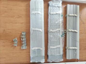 Wooden blinds beschikbaar voor biedingen