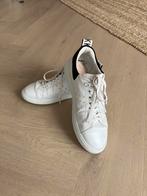 Nubikk 41 witte sneakers zolen ontbreken i.v.m. steunzolen, Ophalen of Verzenden, Gedragen, Wit, Sneakers of Gympen