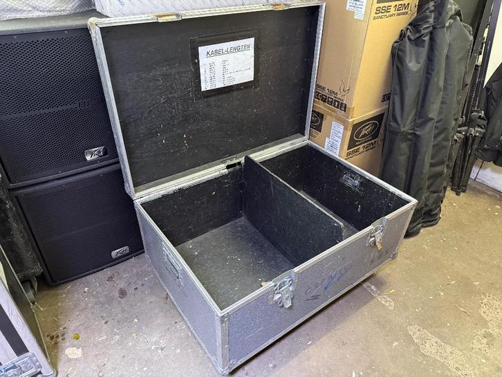Flightcase kabels / kabelcase, Muziek en Instrumenten, Behuizingen en Koffers, Gebruikt, Overige instrumenten, Flightcase, Ophalen of Verzenden