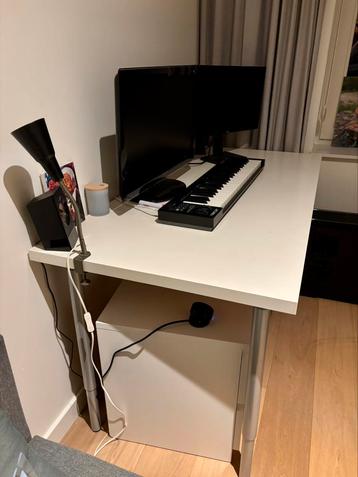 Wit bureau (GRATIS)