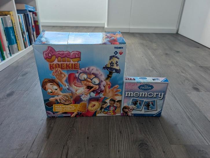 Oma Koekie + Frozen Memory Spelletjes, Hobby en Vrije tijd, Gezelschapsspellen | Bordspellen, Zo goed als nieuw, Een of twee spelers