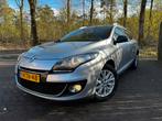 RENAULT MEGANE ESTATE 1.5 dCi BOSE PANO/AIRCO/CRUISE/NAVI., Auto's, Renault, Origineel Nederlands, Te koop, Zilver of Grijs, 5 stoelen