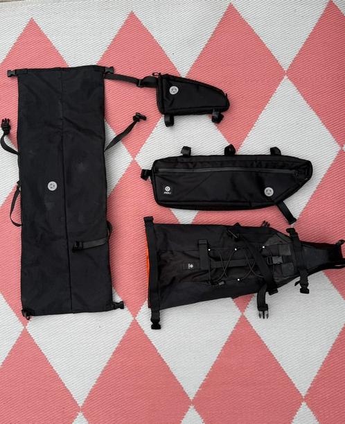Agu Venture backpacking set, Fietsen en Brommers, Fietsaccessoires | Fietstassen, Zo goed als nieuw, Ophalen