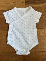 Romper / rompertje wit met grijze sterren maat 56 zgan, Ophalen of Verzenden, Zo goed als nieuw, Jongetje of Meisje, Nacht- of Onderkleding