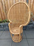 Vintage rotan/ rieten Pauwenstoel, Huis en Inrichting, Stoelen, Ophalen