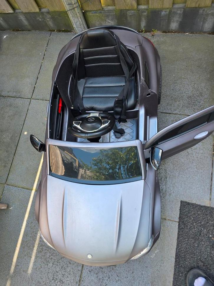 Mercedes Accu Auto met Afstandsbediening, Kinderen en Baby's, Speelgoed | Buiten | Accuvoertuigen, Gebruikt, Ophalen