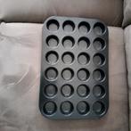 Muffin Bakplaat - 24 Muffin Vormen, Ophalen of Verzenden, Zo goed als nieuw
