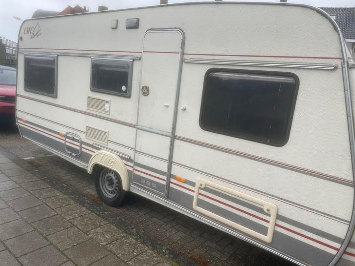 LMC 530k Caravan 1998- Ruime Familie Caravan!, Caravans en Kamperen, Caravans, Particulier, tot en met 5, 1000 - 1250 kg, Rondzit
