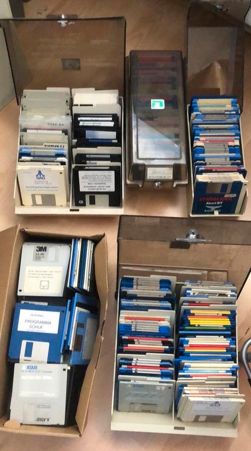 375 stuks 3.5 inch diskettes voor Atari ST en PC, Computers en Software, Vintage Computers, Ophalen of Verzenden