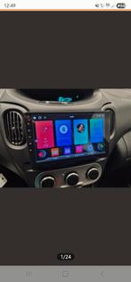 OPZOEK NAAR EEN CARPLAY VOOR TOYOTA YARIS VERSO 2003, Auto diversen, Autoradio's, Ophalen of Verzenden, Zo goed als nieuw