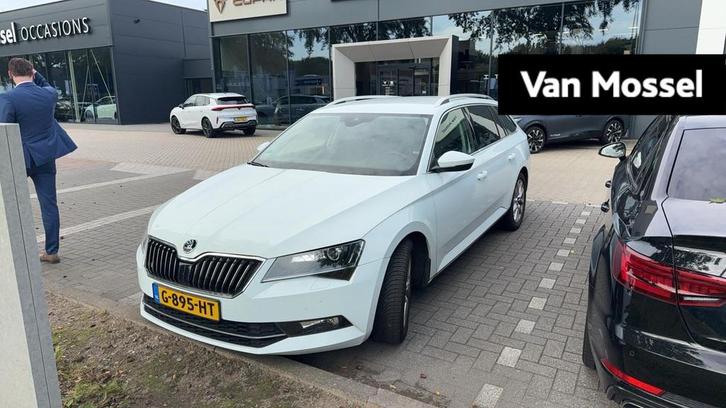 Skoda Superb Combi 1.8 TSI Style Business, Auto's, Skoda, Bedrijf, Te koop, Superb, ABS, Achteruitrijcamera, Adaptive Cruise Control
