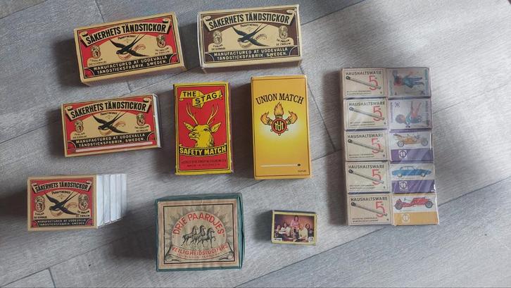 Luciferdoosjes drie paarden ,vintage lucifers diverse merken, Verzamelen, Rookartikelen, Aanstekers en Luciferdoosjes, Luciferdoosjes of -merken