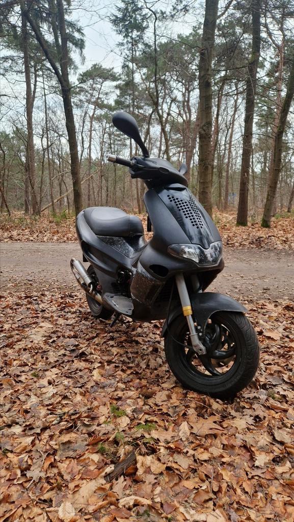 gilera runner 70cc, Fietsen en Brommers, Scooters | Piaggio, Gebruikt, Overige modellen, Tweetakt, Ophalen