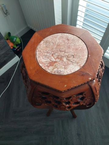 Tafeltje bijzettafel beschikbaar voor biedingen