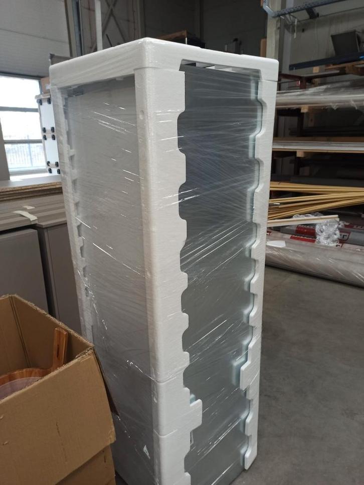 Whirlpool koelkast + vriesvak 178cm inbouw, Witgoed en Apparatuur, Koelkasten en IJskasten, Nieuw, Met vriesvak, 200 liter of meer