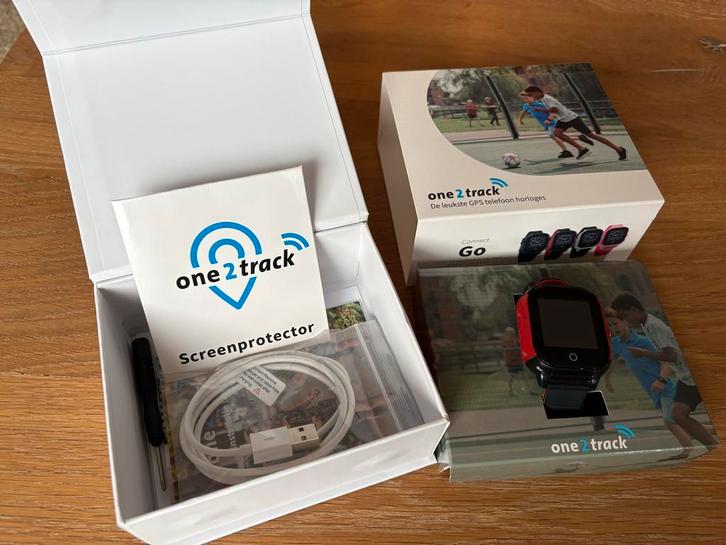 One2Track Belhorloge - Connect Go voor jongen of meisje, Sieraden, Tassen en Uiterlijk, Smartwatches, Zo goed als nieuw, Android