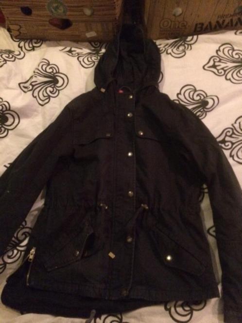 jas met capuchon mt s, Kleding | Dames, Jassen | Zomer, Gedragen, Maat 36 (S), Blauw, Ophalen of Verzenden