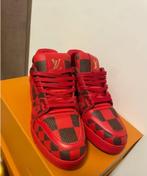 LOUIS VUITTON Trainer cow leather vintage handgetekende sign, Overige kleuren, Nieuw, Ophalen of Verzenden, Sneakers of Gympen