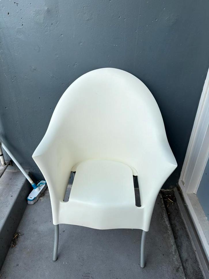 Driade Lord Yo designstoel/tuinstoel, Tuin en Terras, Tuinstoelen, Zo goed als nieuw, Kunststof, Stapelbaar, Ophalen