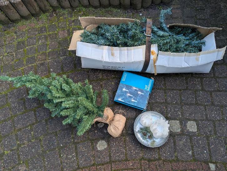 Kerstbomen en spullen, Diversen, Kerst, Gebruikt, Ophalen