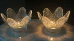 Twee vintage lotusbloem waxinelichthouders glas, Huis en Inrichting, Woonaccessoires | Kandelaars en Kaarsen, Ophalen of Verzenden