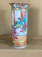 Antiek Chinees kanton canton familie rose vaasje 19e eeuw, Ophalen of Verzenden