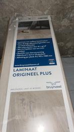 Nieuwe bruynzeel laminaat/vloerbedekking, Huis en Inrichting, Stoffering | Vloerbedekking, Ophalen, Nieuw, Crème, 10 tot 25 m²