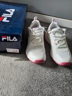 Wit/roze sneakers van Fila mt 36, Kleding | Dames, Schoenen, Ophalen of Verzenden, Wit, Zo goed als nieuw