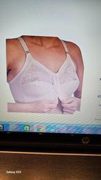 BH met voorsluiting Triolet nr. 4006, Kleding | Dames, Ondergoed en Lingerie, Beige, Onbekend, Ophalen of Verzenden, BH