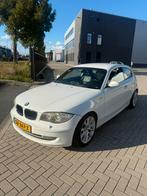 BMW 118i  2007 Wit Navi, 1-Serie, Achterwielaandrijving, 1995 cc, Zwart