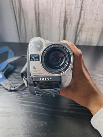 Sony handycam CCD-TR950E Hi8 [ Retro / Vintage ] beschikbaar voor biedingen