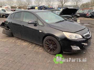Zijpaneel links-achter van een Opel Astra (GBG) beschikbaar voor biedingen