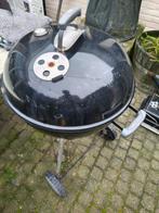 Gratis Weber BBQ 57cm - Pizzaoven, Tuin en Terras, Houtskoolbarbecues, Ophalen, Gebruikt, Weber