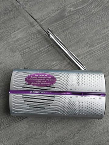 Grundig Draagbare Radio - Vintage! beschikbaar voor biedingen