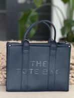 Damestassen The Tote Bag in de kleur blauw. 33 x 27 cm., Ophalen of Verzenden, Nieuw, Blauw, Shopper