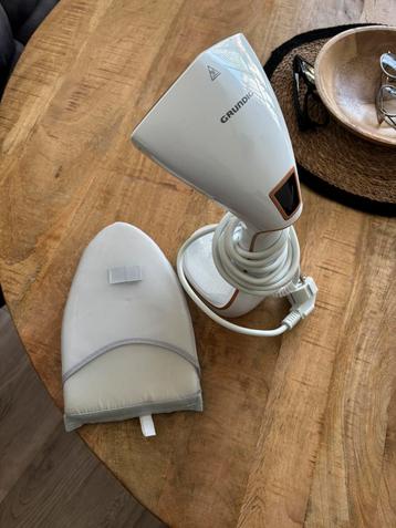 Grundig kledingstomer 1500W – handstomer – werkt goed beschikbaar voor biedingen