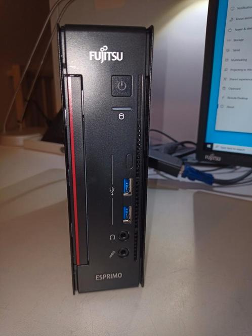 Fujitsu Esprimo Q556/2 mini PC 120GB SSD 8 GB RAM, Computers en Software, Desktop Pc's, Zo goed als nieuw, SSD, Verzenden