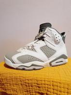 Jordan 6 Retro, als nieuw. Maat 42., Kleding | Heren, Schoenen, Wit, Ophalen of Verzenden, Zo goed als nieuw, Nike Air Jordan
