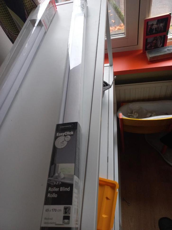 Verdonkerend Rolgordijn - Nieuw in verpakking!, Huis en Inrichting, Stoffering | Gordijnen en Lamellen, Nieuw, 150 tot 200 cm