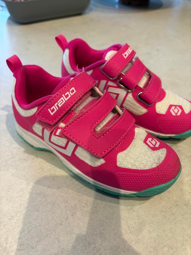 Brabo Hockeyschoenen Maat 29 - Buitenschoenen, Kinderen en Baby's, Kinderkleding | Schoenen en Sokken, Meisje, Sportschoenen, Ophalen of Verzenden