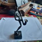 Bronzen beeldje van een saxofonist, Ophalen of Verzenden, Gebruikt