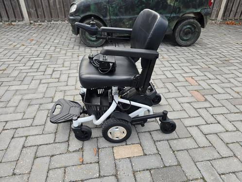 Elektrische rolstoel Travelux Quest Midwheel, Diversen, Rolstoelen, Zo goed als nieuw, Elektrische rolstoel, Inklapbaar, Ophalen