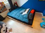 Pallet bed van 6 pallets incl matrasbeschermer, Huis en Inrichting, Slaapkamer | Bedden, Ophalen, Tweepersoons, Zo goed als nieuw