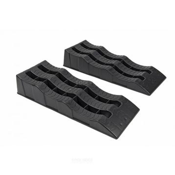 oprijbokken 3000 kg beschikbaar voor biedingen