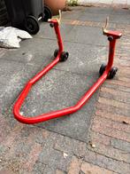 Paddock stand, Ophalen