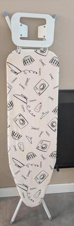 Strijkplank + Tristar Strijkijzer - Gebruikt, Witgoed en Apparatuur, Strijkijzers en Strijkplanken, Ophalen, Gebruikt, Strijkijzer met snoer