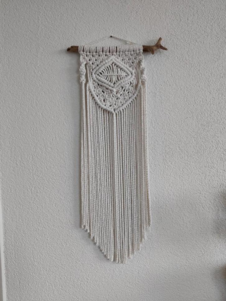 Witte Macramé Wandhanger - Handgemaakt, Huis en Inrichting, Woonaccessoires | Wanddecoraties, Zo goed als nieuw, Ophalen of Verzenden