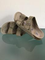 GRATIS VERZENDEN BIRKENSTOCK Nieuwe olijf groene slippers 44, Kleding | Heren, Schoenen, Slippers, Overige kleuren, Verzenden